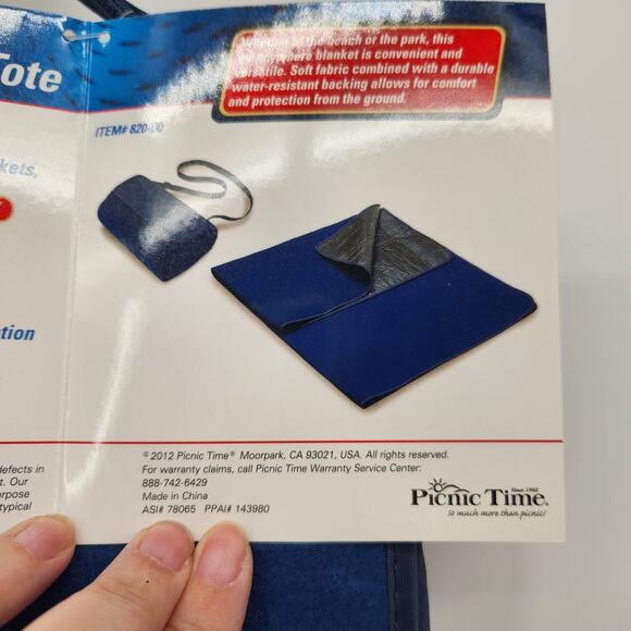 NWT Oniva Picnic Blanket NBA Cleveland Cavaliers Navy Fleece Blanket Tote OS - Picture 5 of 10